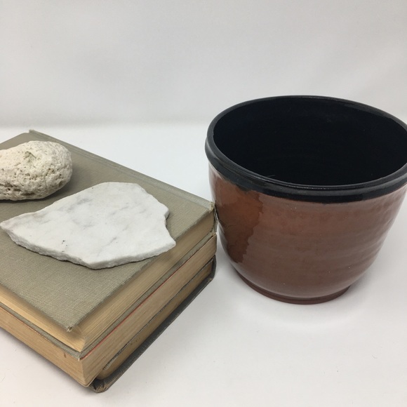 Hand Thrown Earthenware Ceramic Red Black Rimmed Bowl Cachepot Vase Planter - Picture 12 of 16